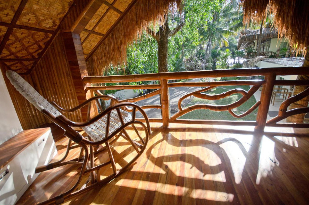 Mike's Dauin Dive Resort, Philippines