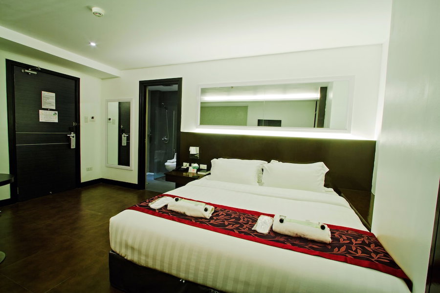 Hotel Fina, Tabaco City, Filipinas
