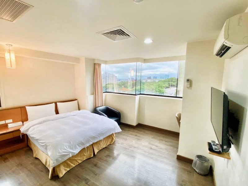 Royal Business Hotel (Self Check-in), Hsinchu City, Тайвань