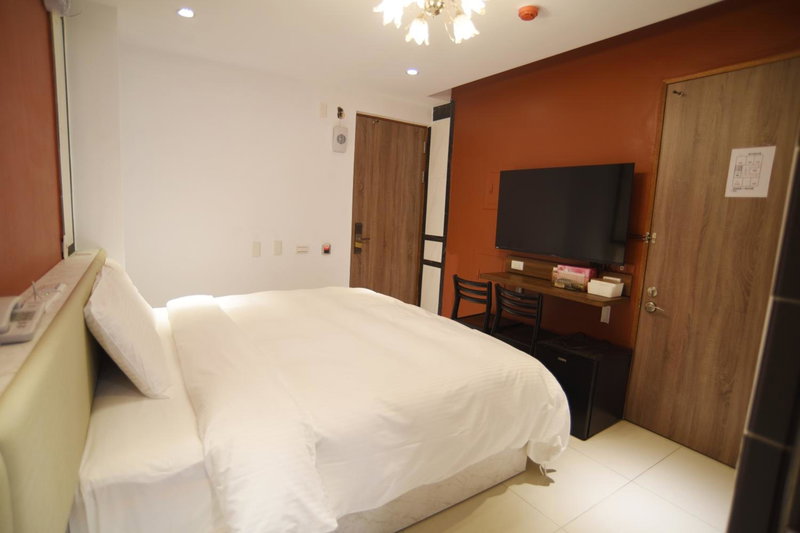 安平商旅Choona Hotel Anping晚上10點前完成自助入住且停車當天視抵達狀況提供, Tainan, 台湾
