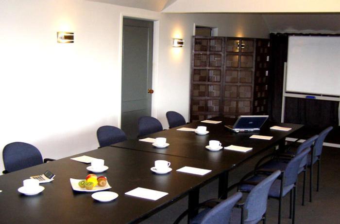 Hotel · 83 By The Sea Motor Lodge, Lower Hutt