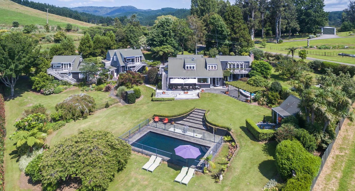 Brenton Lodge, Новая Зеландия