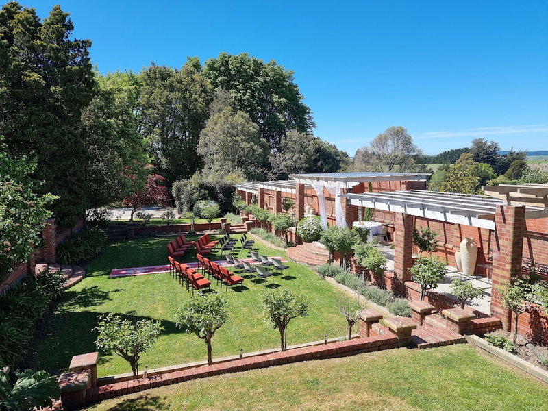 The Fern & Thistle Luxury Accommodation, Benhar, New Zealand