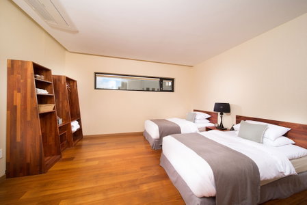 Libentia Hotel & Pool Villa, Jeju City, 대한민국