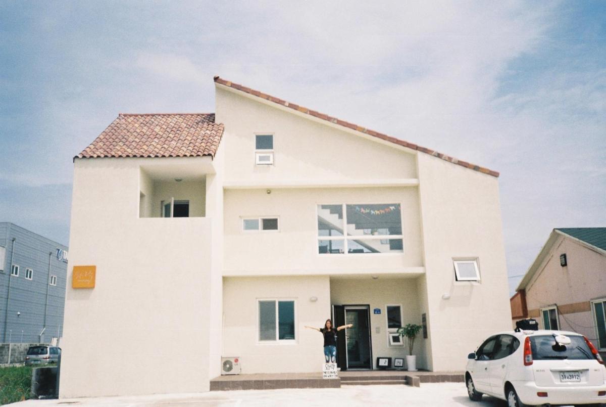 Hotel · Warak Guesthouse, Jeju