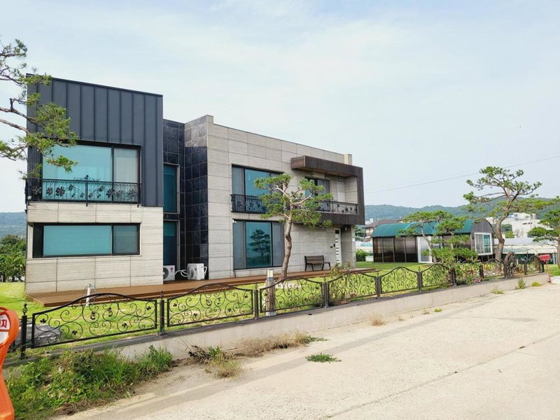 Daebudo Grace Ocean View Private House, Ansan, South Korea