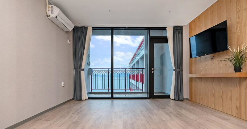 Gold Beach Resort, Yeosu, 대한민국