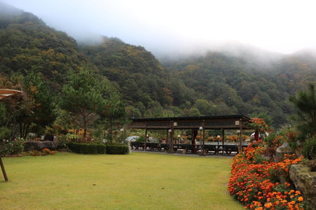Moon on the Cloud, Yeongwol, 대한민국