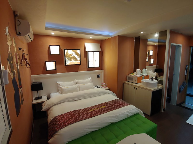 Apple Drive-in Motel, Yeoju, South Korea