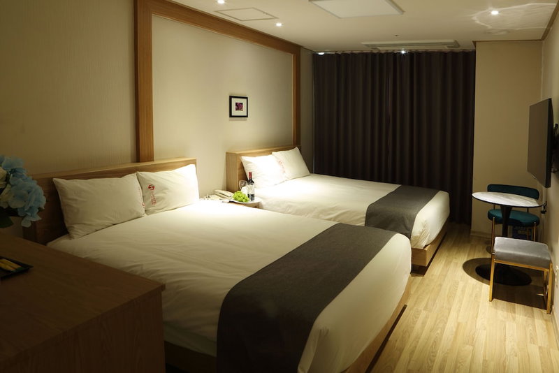 The Hotel Yeong Jong, Incheon, 대한민국