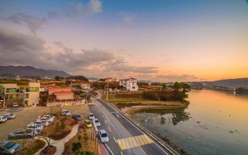 Tongyeong Monofunny Pension, Tongyeong, South Korea