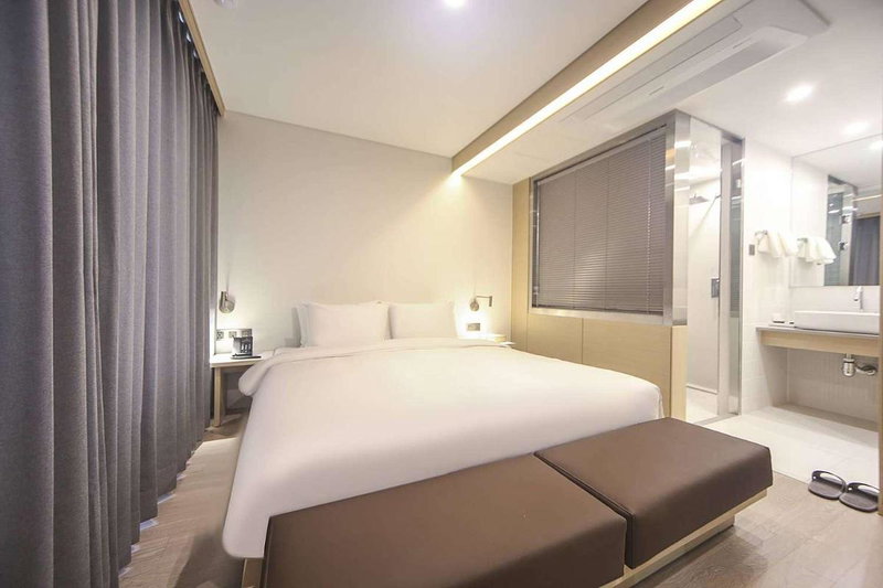 Hound Hotel Songjeong, Busan, 대한민국