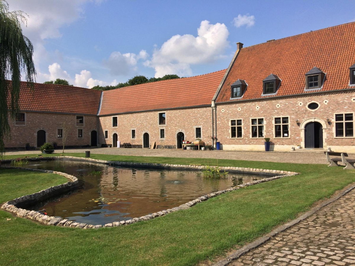 Hotel · CHAPEAUVEAU Gîte - b&b - Events, Tienen