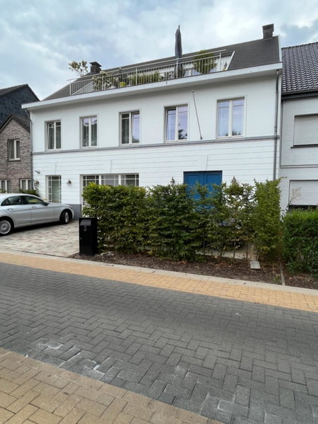 Rooftop terrace suite, Heist-op-den-Berg, Belgium
