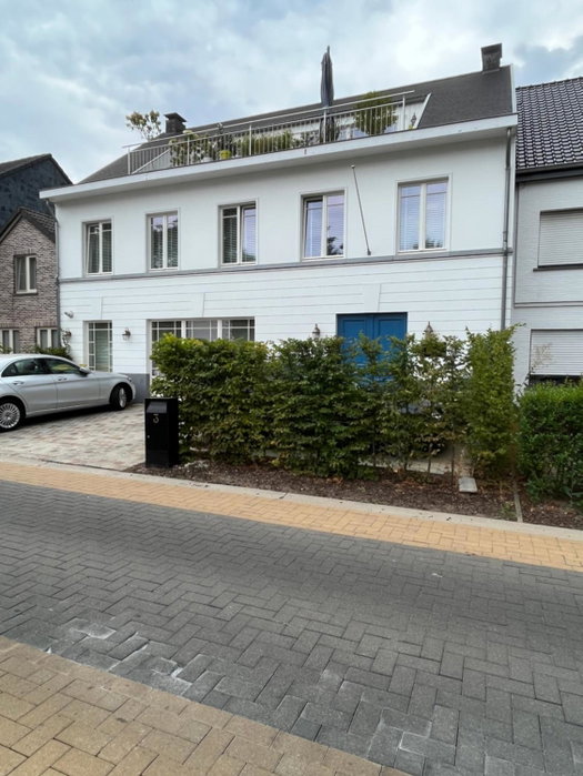 Rooftop terrace suite, Heist-op-den-Berg, Belgium