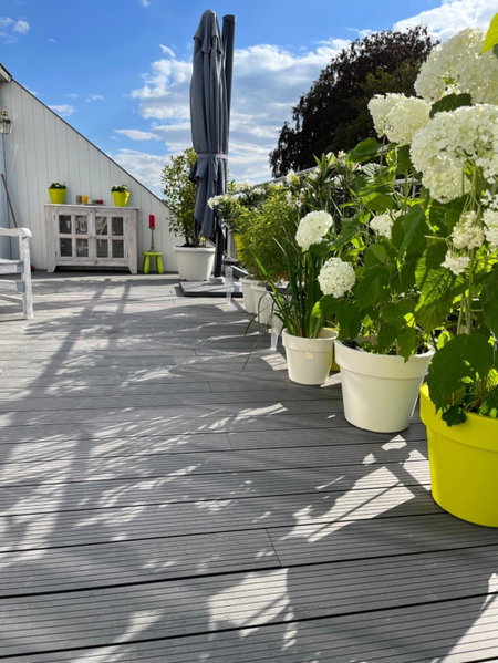 Rooftop terrace suite, Heist-op-den-Berg, Belgium