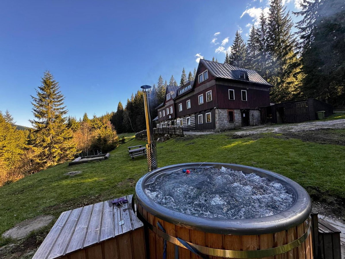 Hotel · Chata pod Studničnou, Pec Pod Sněžkou