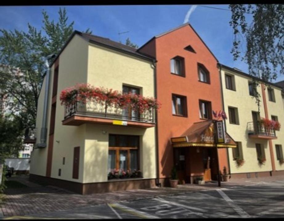 Hotel Adler, Чехия