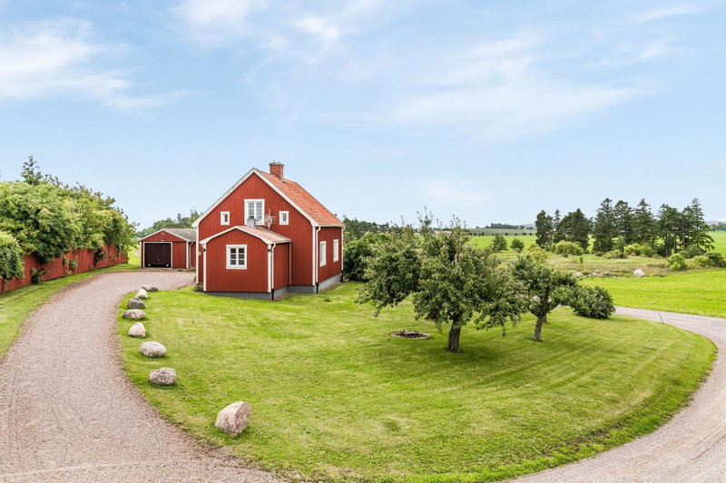 STUBBET - Charming - Newly Remade Villa, Vadstena, Sweden