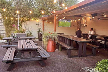 Fernway Residence entire property, Cork, Irland