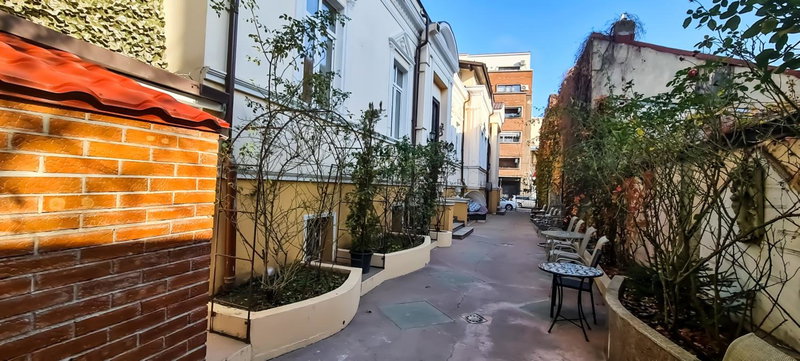 5 Stars High Hostel, Bucharest, Romania