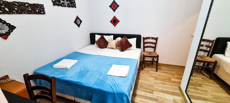 5 Stars High Hostel, Bucharest, Romania