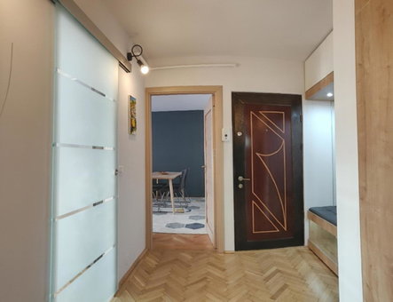 Modern and Cozy Apartment, Piteşti, Румыния