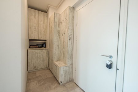 Cozy Penthousestudio Cityview W12, Bucharest, Romania