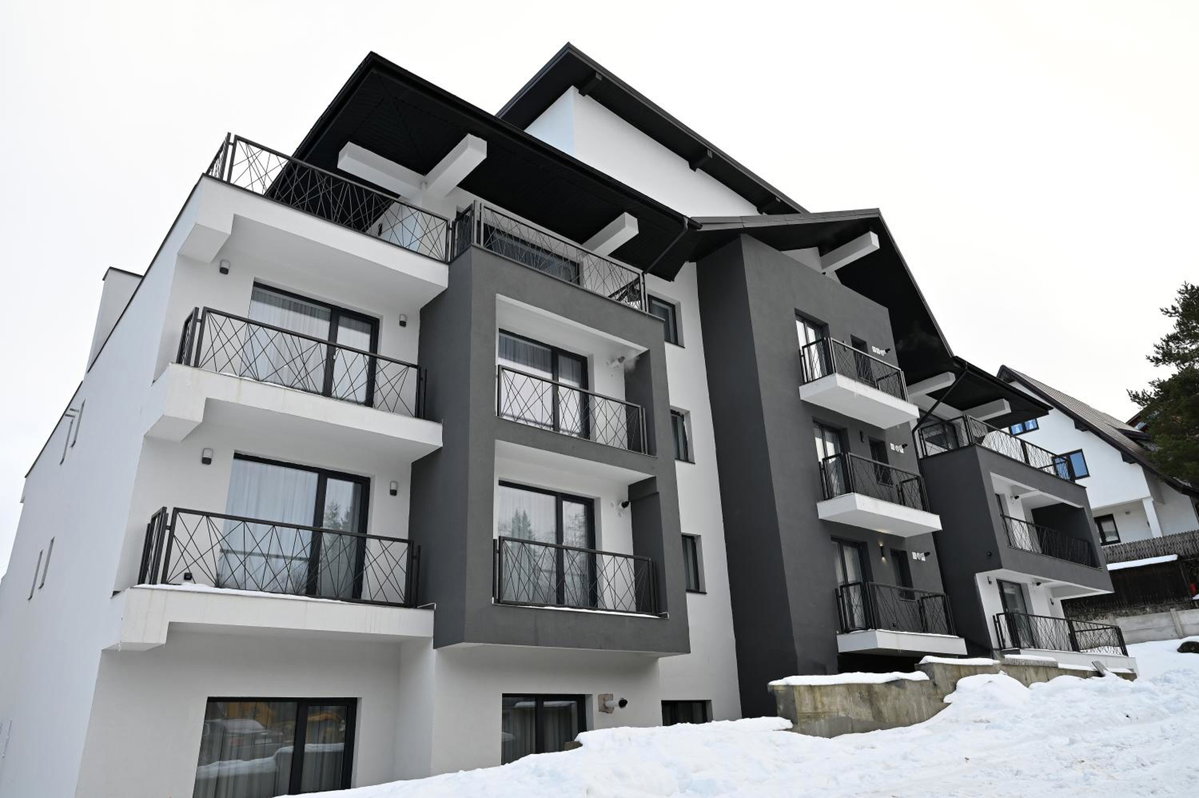 Hotel · R&B Apartments, Predeal