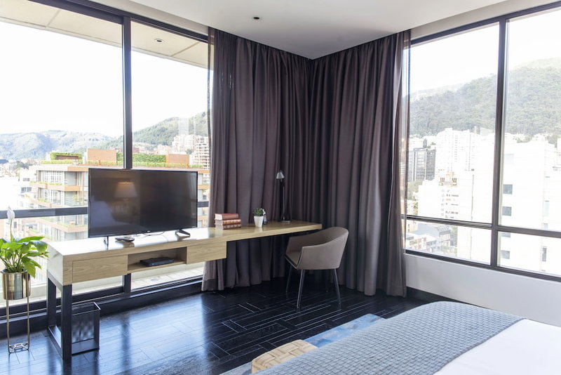 8010 Urban Living Luxury Home Experiences., Bogotá, Kolumbien