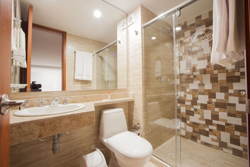 Hotel Castellana 100, Bogotá, Colombia