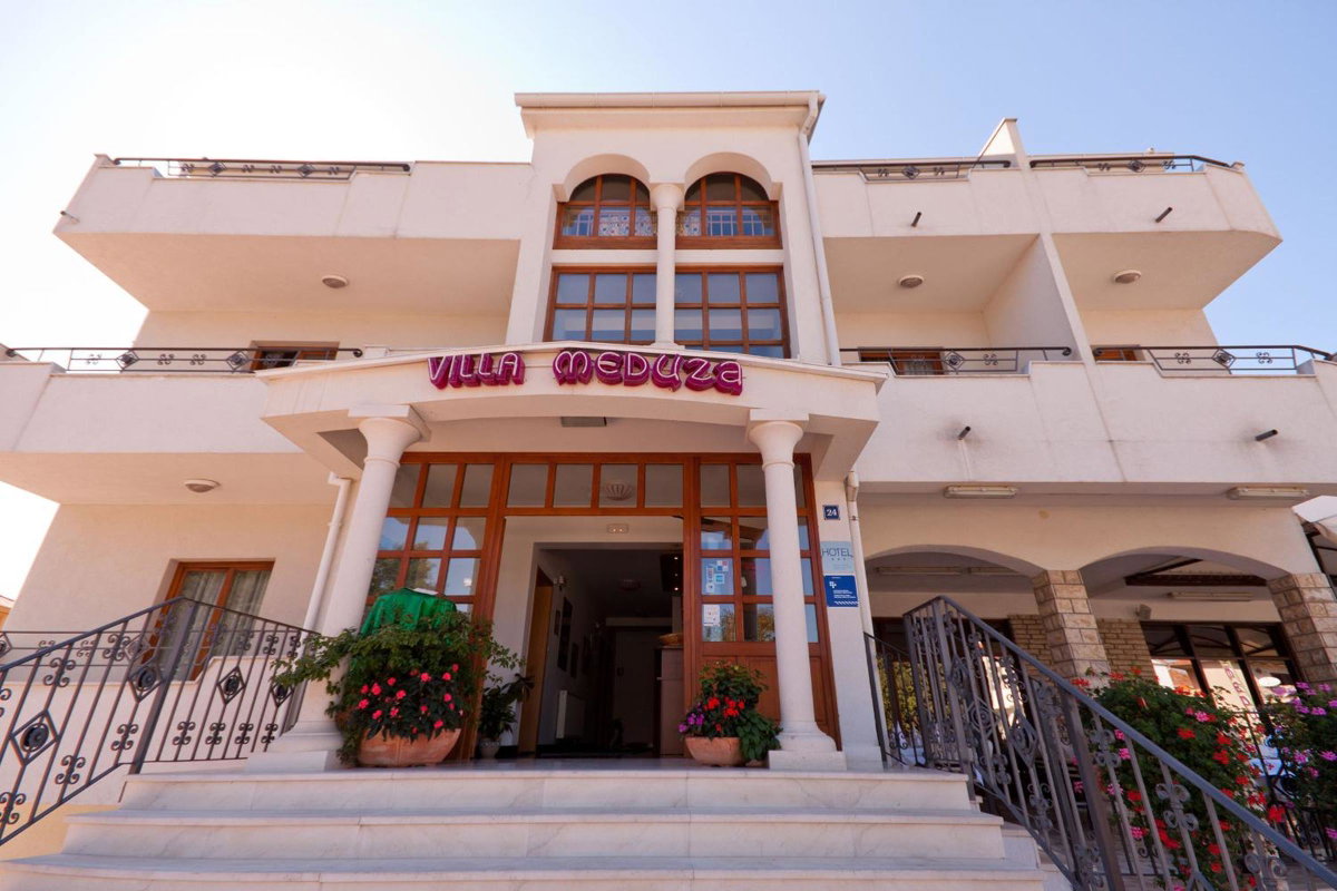 Hotel · Hotel Meduza, Biograd Na Moru