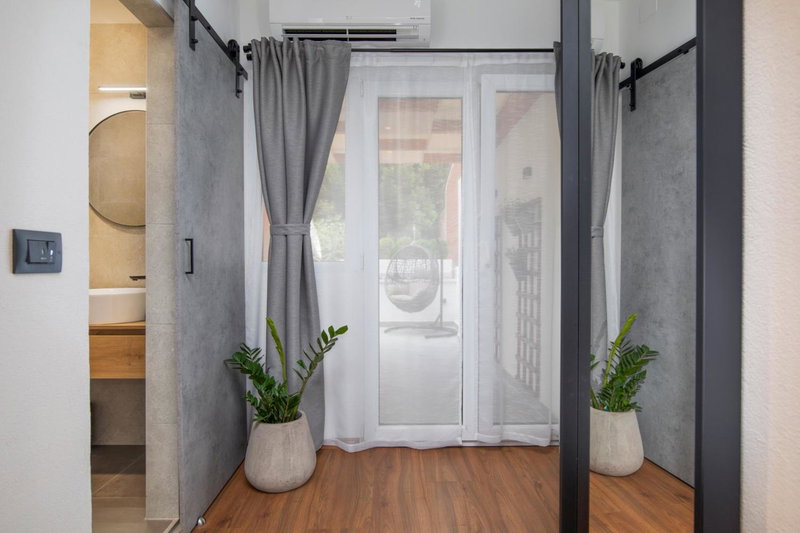 Deluxe Rooms and Apartments Korzo, Pula, Croatia