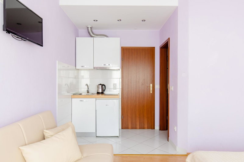 Apartments Mara, Kaštela, Croatia