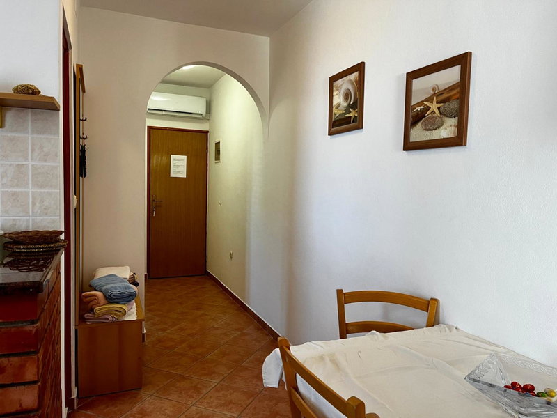 Apartments Maričić Banjol, Rab, Croacia