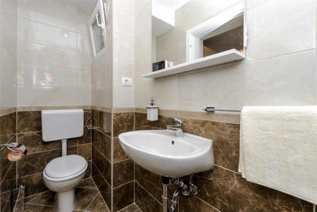 Guest House Rooms Rose, Molunat, Croatia