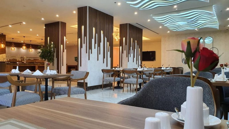 Dancenter Emerald Near Jeddah Corniche, Jeddah, Saudi-Arabien