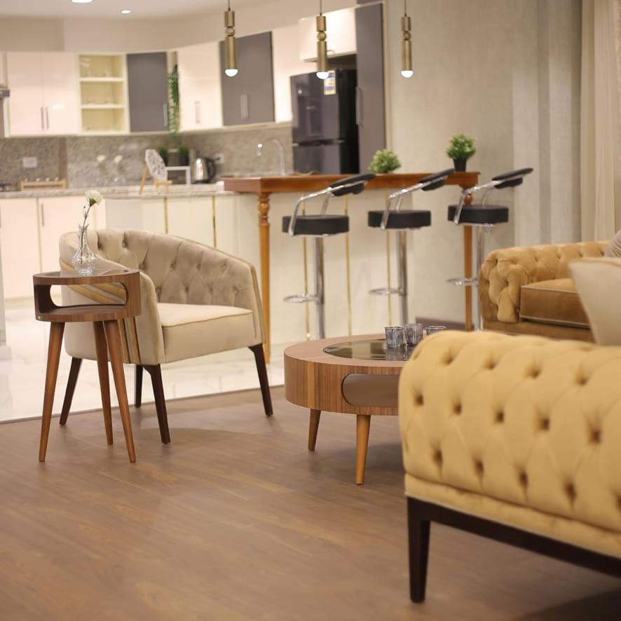 Отель · Apartment in Mohandesin (Families Only), Cairo