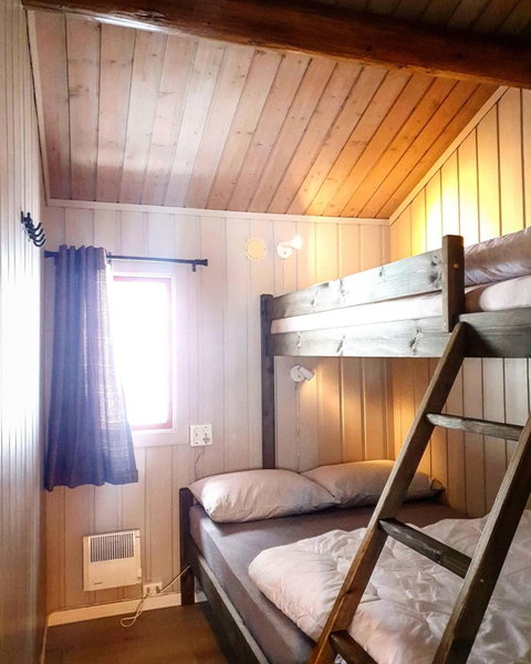 Groven Camping & Hyttegrend, Åmot, Norwegen