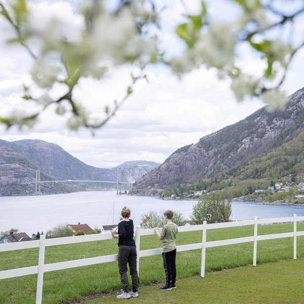 Lysefjorden - Gøysa Gard, Forsand, Noruega