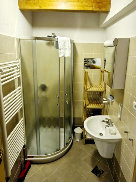 GUESTHOUSE Idila pod Nanosom, Senožeče, Slovenia