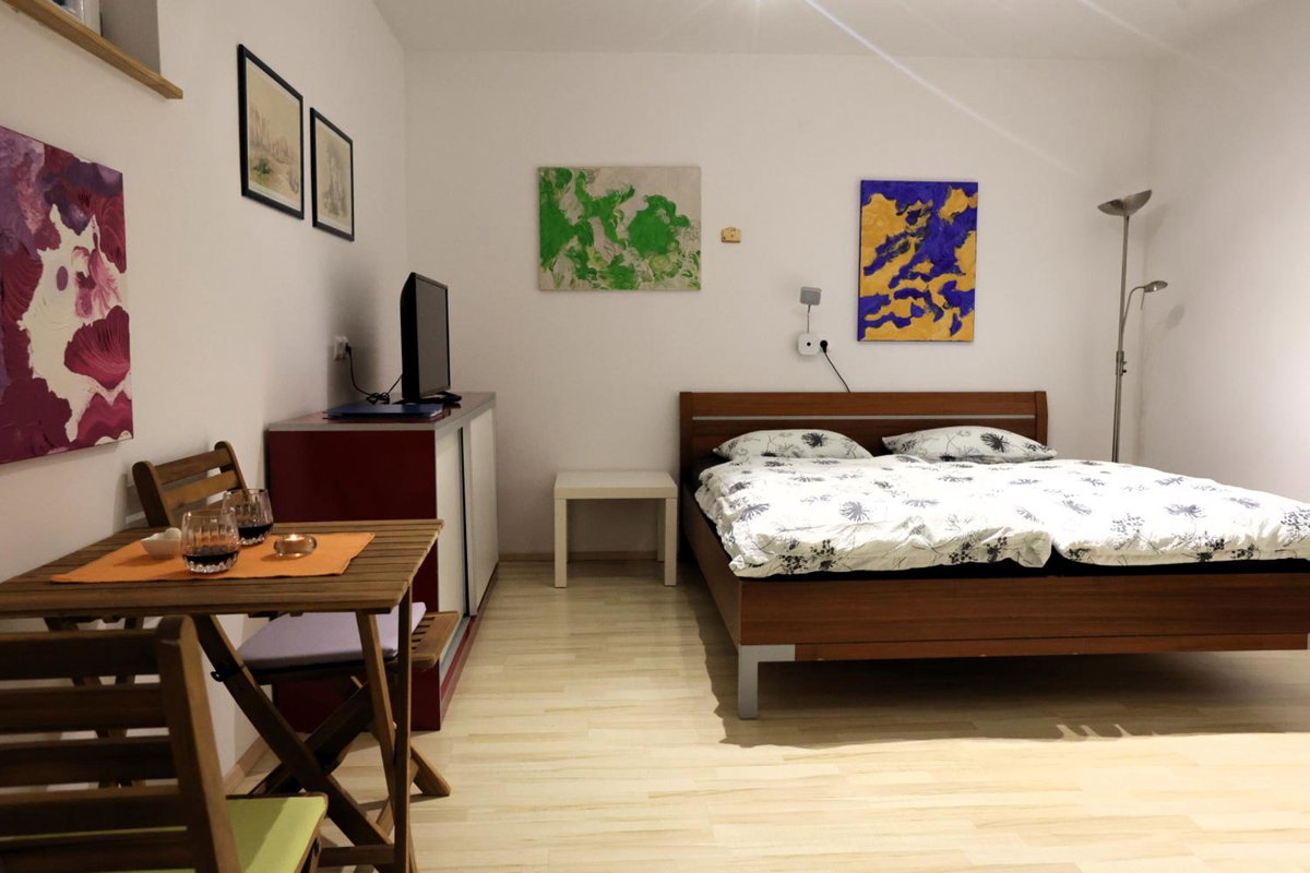 Studio Marjetica, Eslovenia