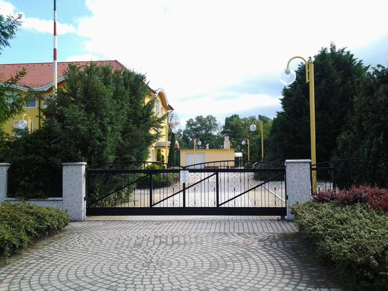Leier Business Hotel, Gönyů, Hungary