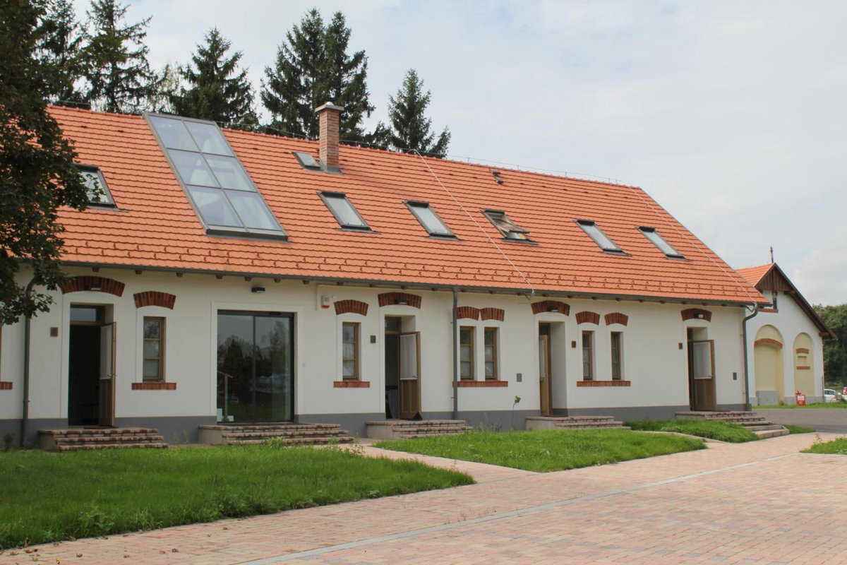 Hotel · Vadkert Major, Sárvár