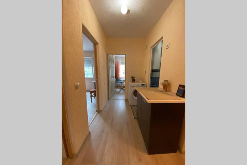 Sunny apartment by the river, Sandanski, Болгария