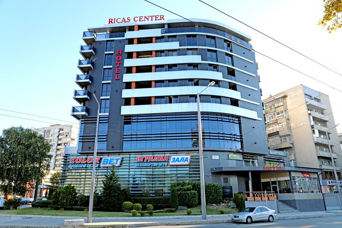 Hôtel · Hotel Ricas, Sliven