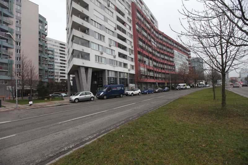 SAG 12th floor Koloseo residence Lake view Free parking, Bratislava, Slovaquie
