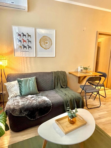 Apartment Jenny - Old Town, Free Private Parking, AC, Bratislava, Словакия