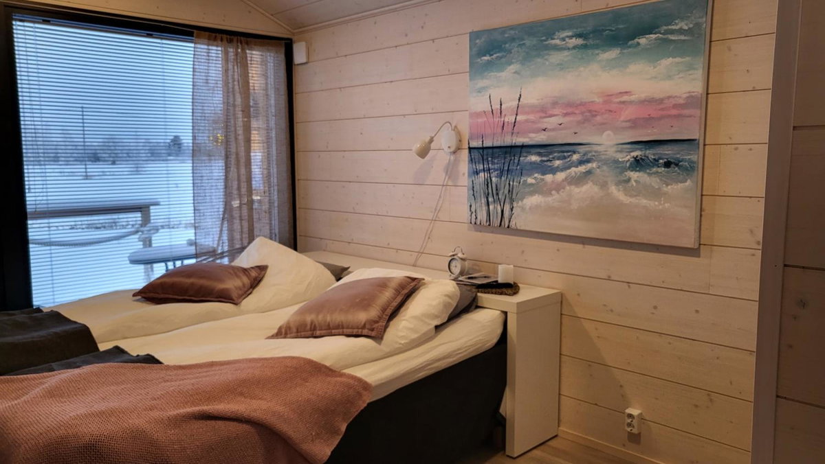 Hotel · B&B Villa Helmi, Alatemmes