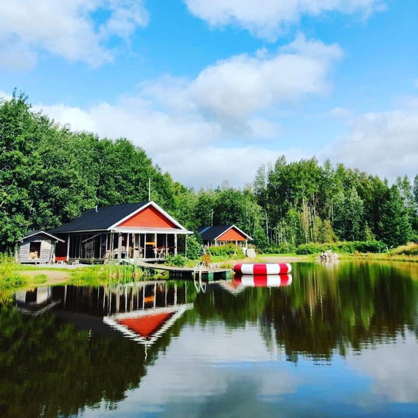 Hannunluhdan Lomamökit, Karijoki, Finland